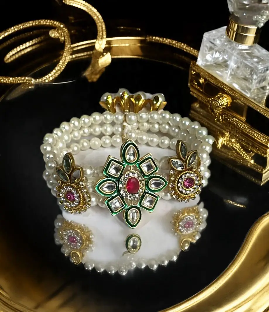 Radiant Pearl & Green Kundan Bracelet –Wear a Touch of Royalty on Your Wrist